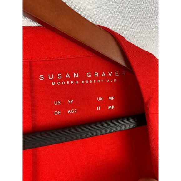 Susan Graver Modern Essentials Red Top Size Medium Polyester/Elastane - Picture 3 of 4